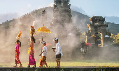 Viajes a AMOR HACIA EL CORAZÓN DE UBUD Y GILI 2025 en español | Agencia de Viajes Festival