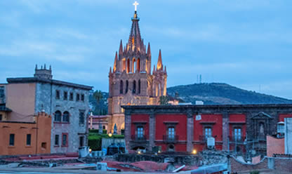 Viajes a AVENTURA COSTERA Y CULTURAL 2025 en español | Agencia de Viajes Festival