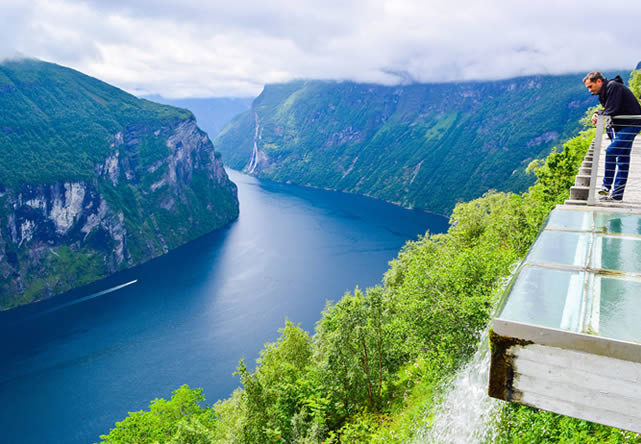 Foto del viaje a noruega en Español 2024-2025